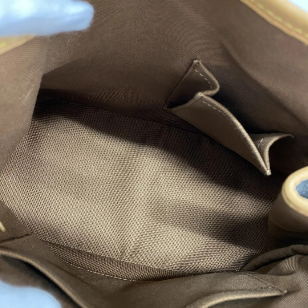 LOUIS VUITTON Brown Monogram Tote Bag - Picture 4 of 11